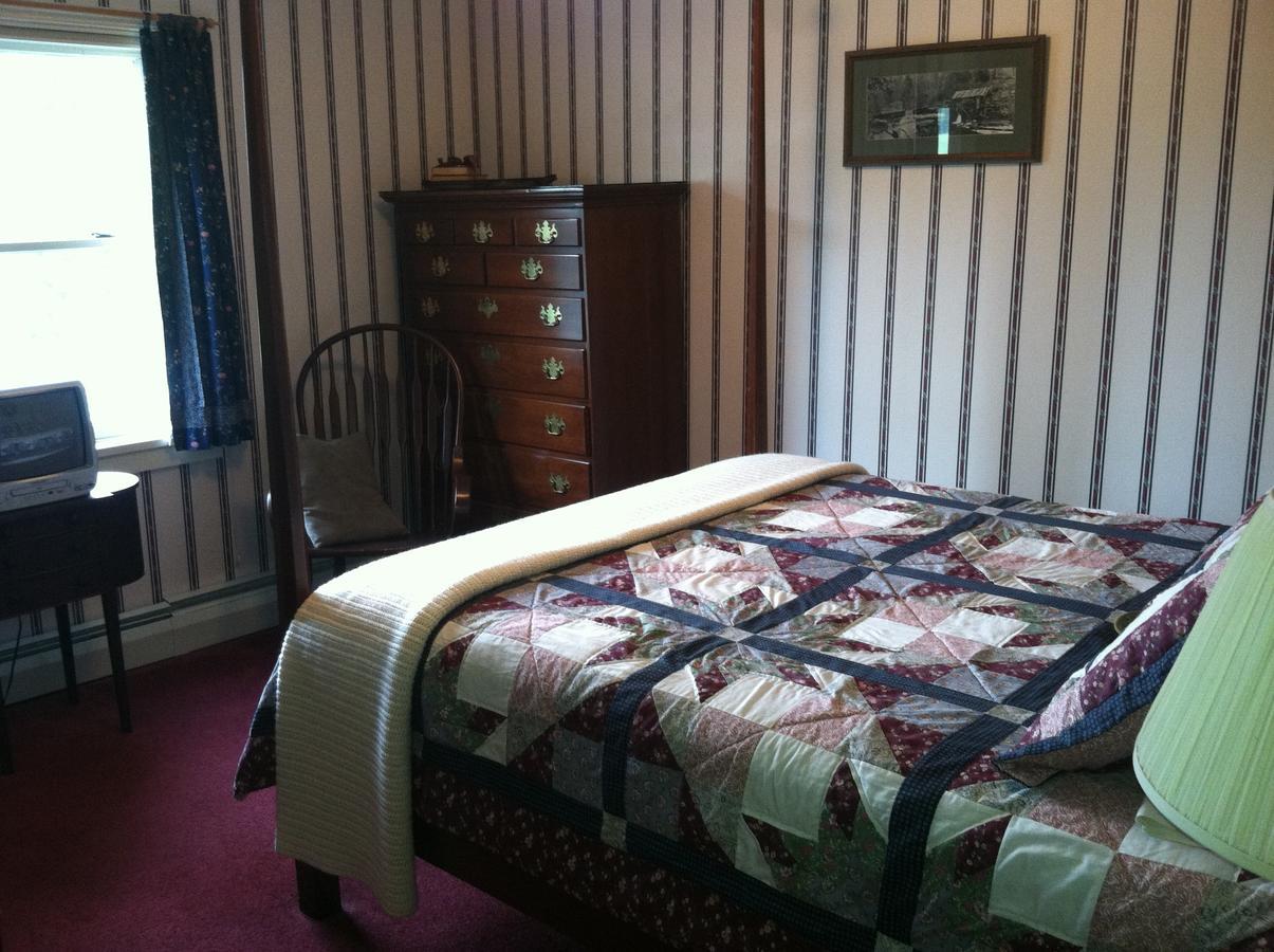 The South Glenora Tree Farm Bed & Breakfast Dundee Exterior photo